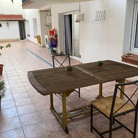 Para Amantes De Espacios Amplios, Sol Y Relax * Argentona